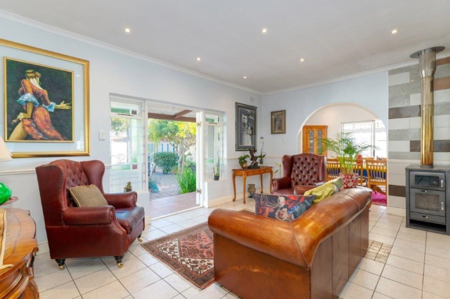 3 Bedroom Property for Sale in Table View Western Cape